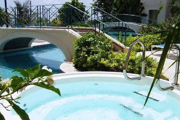 Schooner Bay 112 - Moonshine Villa Little Battaleys