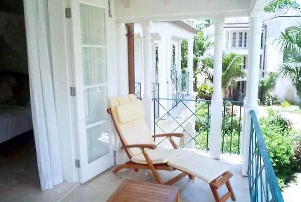 Schooner Bay 112 - Moonshine Villa Little Battaleys Barbados